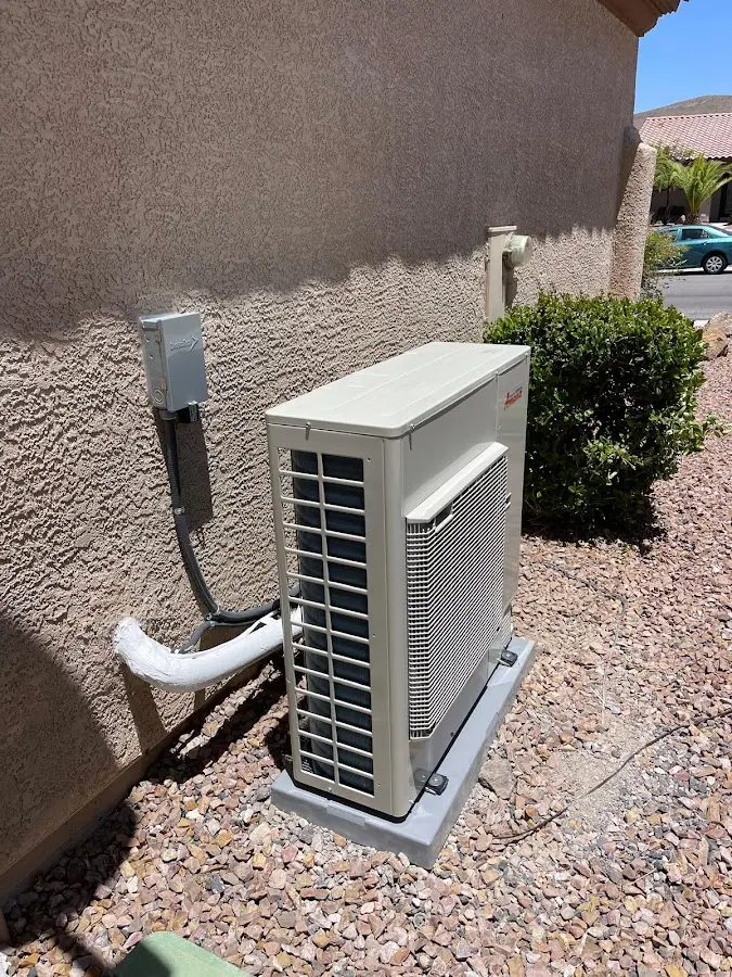 Residential air conditioning condenser unit in Oak Point
